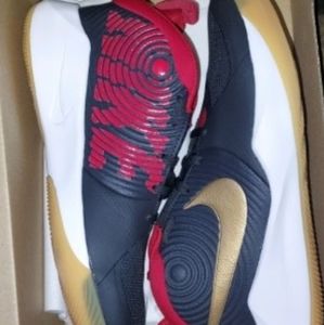 Nike zoom men's zoom brand new never worn